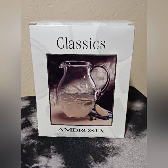 Classics Ambrosia Lemonade Pitcher - Picture 2 of 6